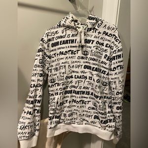 Kenzo sweater, doesn’t fit me anymore